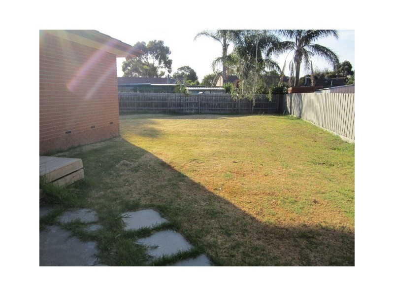 11 Sitella Court, Carrum Downs VIC 3201