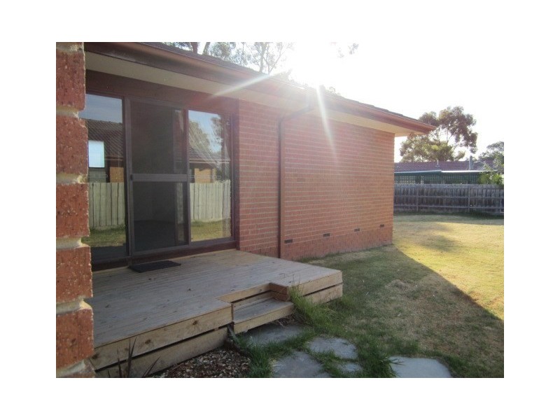 11 Sitella Court, Carrum Downs VIC 3201