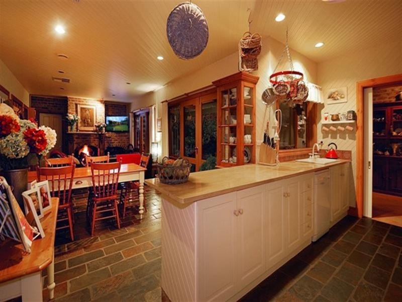 64 Kelvin Grove, Langwarrin VIC 3910