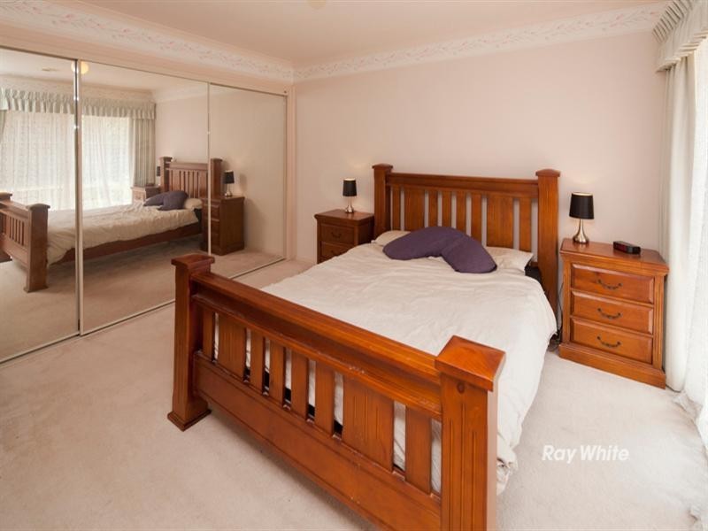 4 Sandra Court, Langwarrin VIC 3910