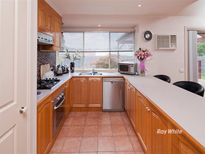 4 Sandra Court, Langwarrin VIC 3910