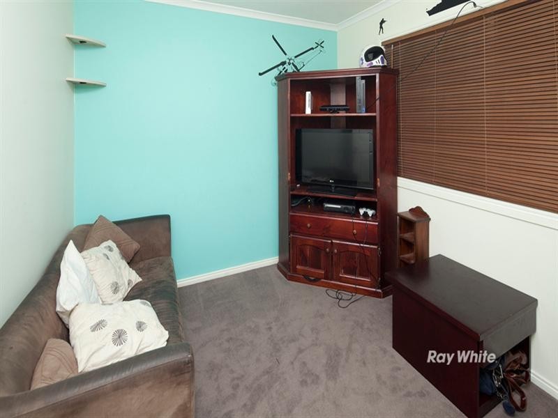 21 Nyarrin Place, Cranbourne West VIC 3977