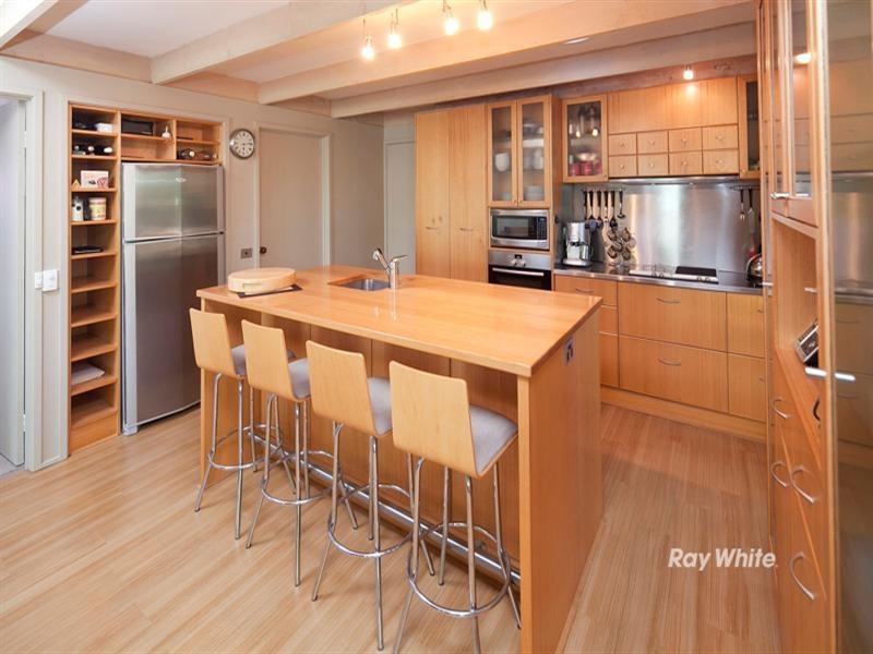 5 Elsan Lea Court, Langwarrin VIC 3910