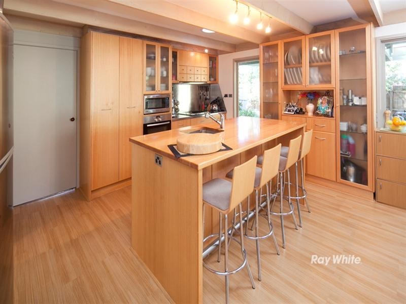 5 Elsan Lea Court, Langwarrin VIC 3910