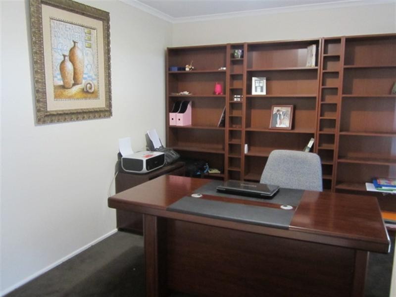 16 Sunny Vale Drive, Langwarrin VIC 3910