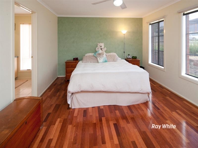 6 Sundew Drive, Langwarrin VIC 3910