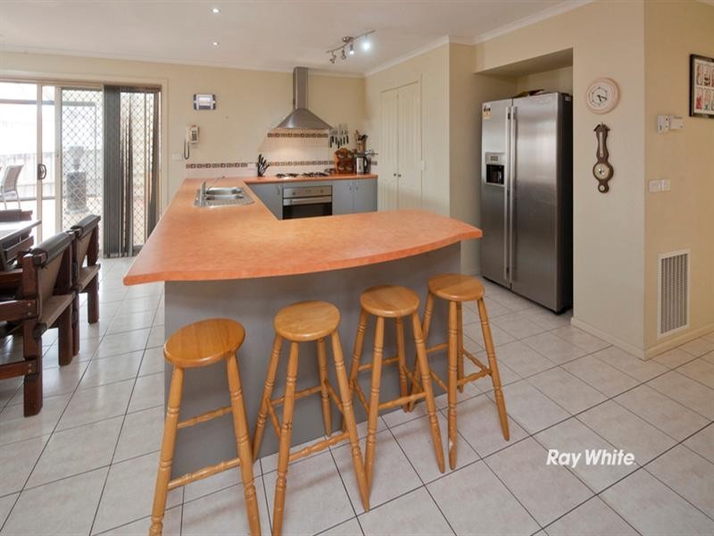 6 Sundew Drive, Langwarrin VIC 3910