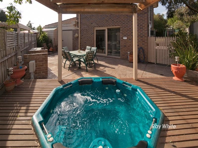 5 Saligna Court, Langwarrin VIC 3910