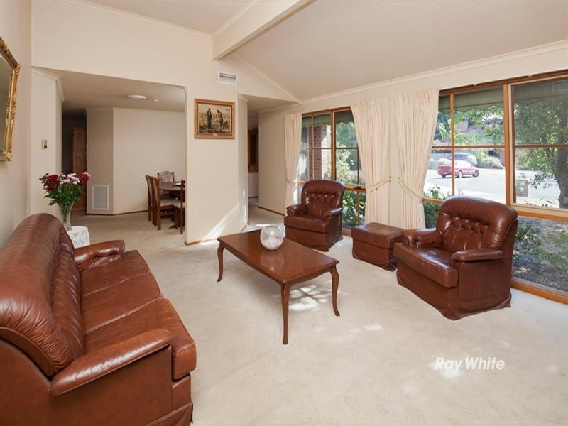 5 Saligna Court, Langwarrin VIC 3910