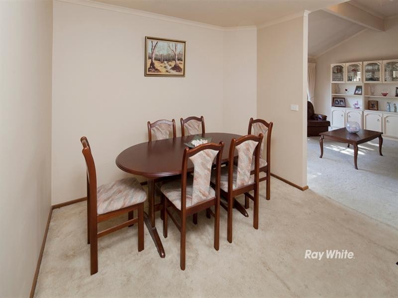 5 Saligna Court, Langwarrin VIC 3910