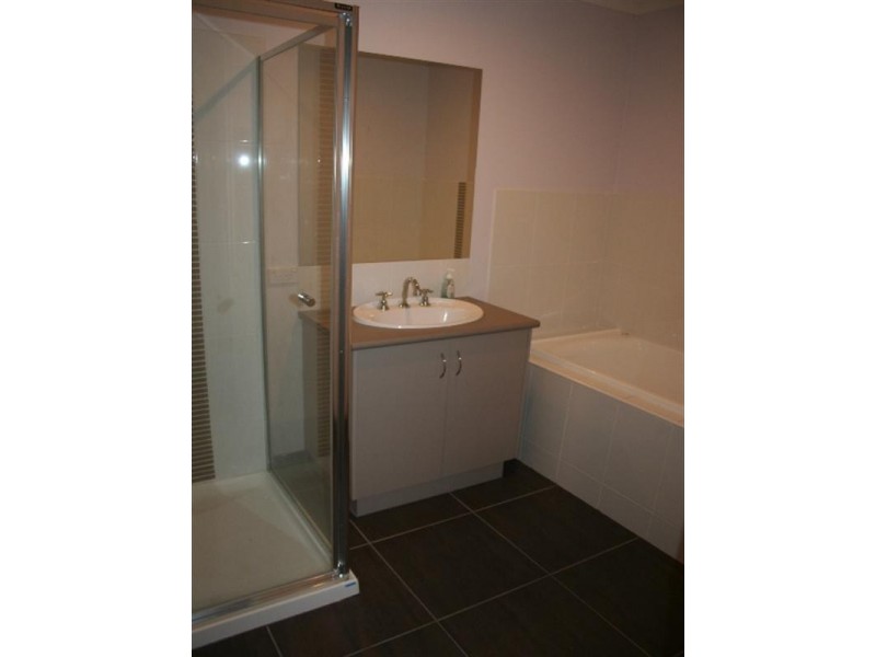 2/21 Quarry Road, Langwarrin VIC 3910