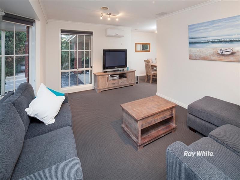 6 Cotoneaster Way, Langwarrin VIC 3910