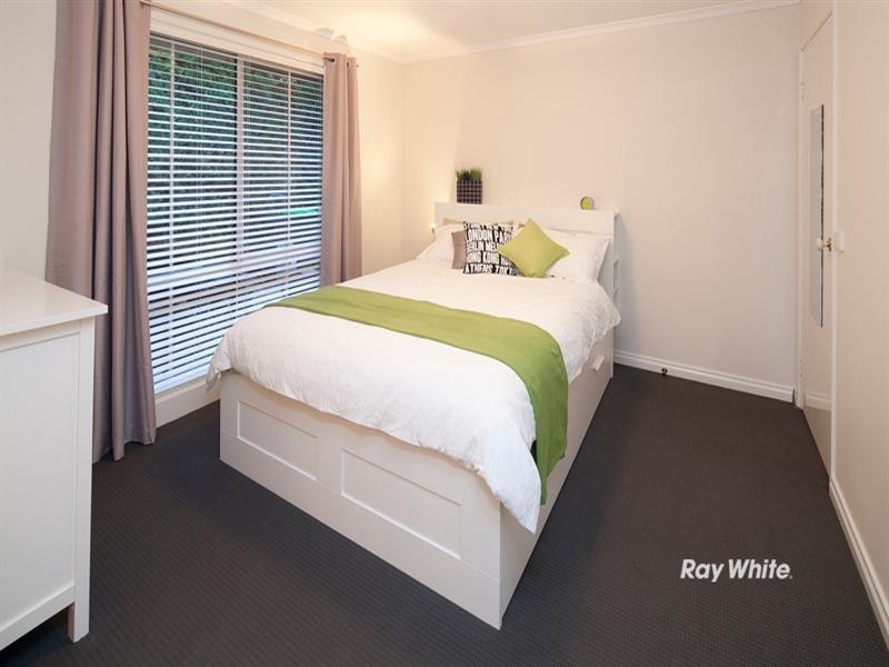 6 Cotoneaster Way, Langwarrin VIC 3910