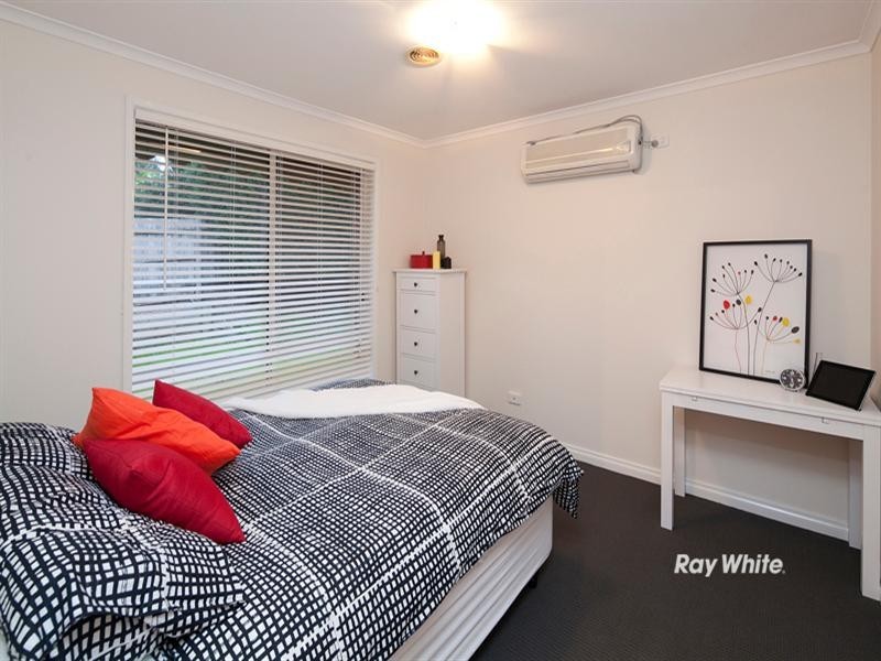 6 Cotoneaster Way, Langwarrin VIC 3910