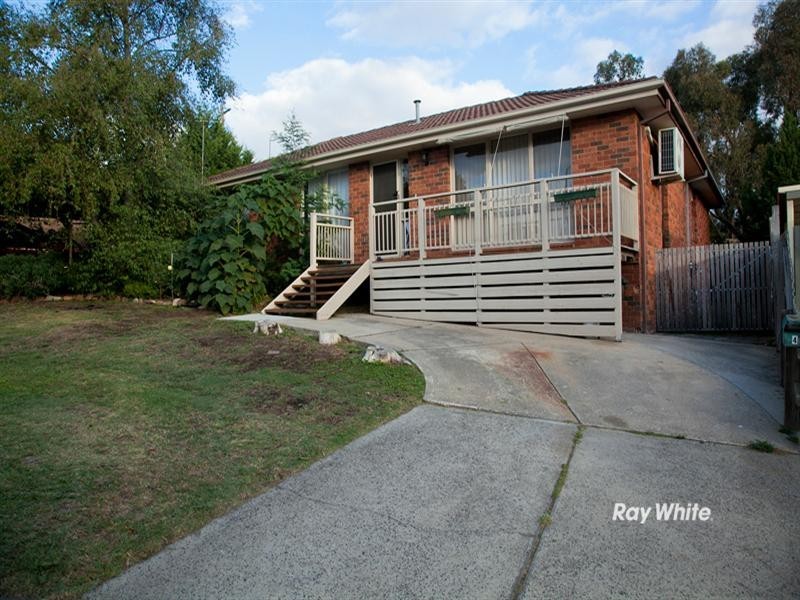 4 Greenacres Court, Langwarrin VIC 3910