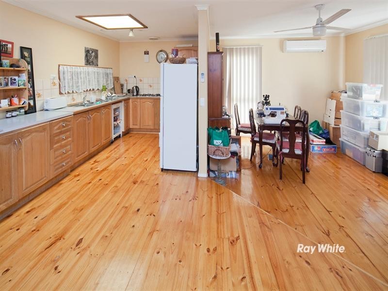 4 Greenacres Court, Langwarrin VIC 3910