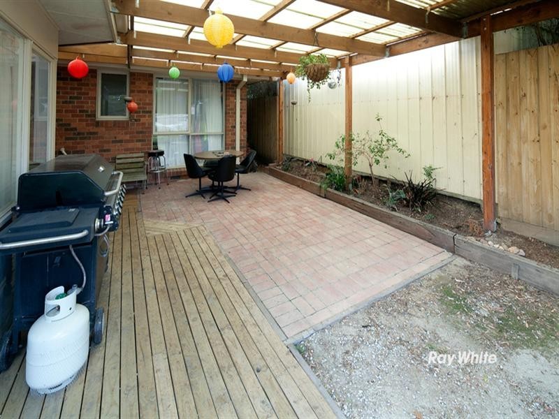 4 Greenacres Court, Langwarrin VIC 3910