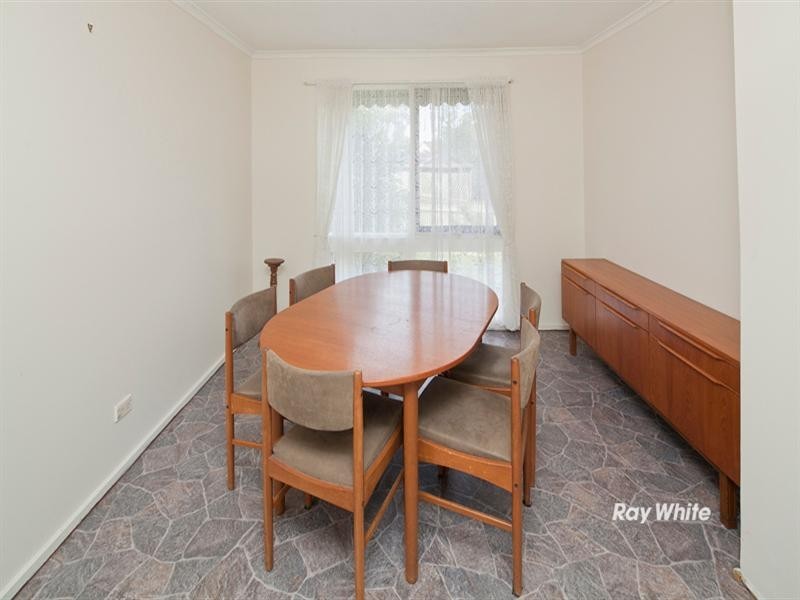 8 Lorraine Avenue, Langwarrin VIC 3910