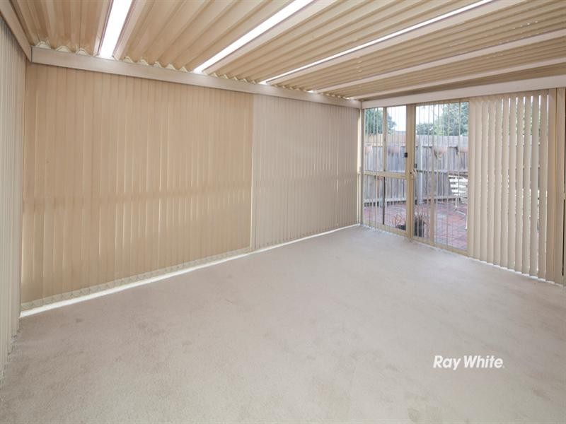 8 Lorraine Avenue, Langwarrin VIC 3910