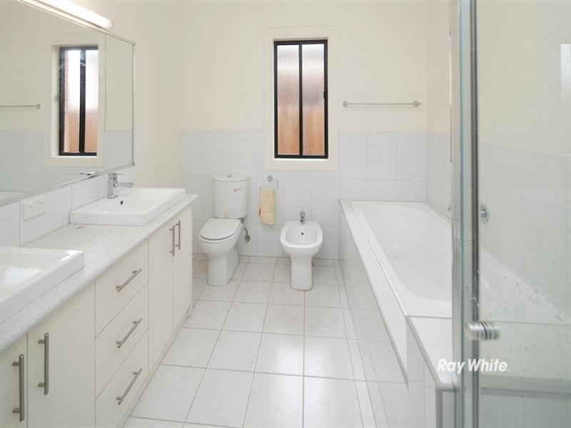41 Ethereal Way, Sandhurst VIC 3977