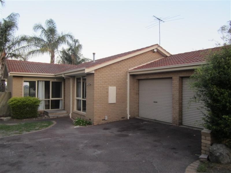 1 Lyn Court, Somerville VIC 3912