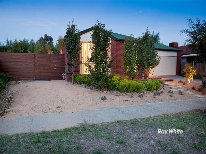28 Lexton Drive, Langwarrin VIC 3910