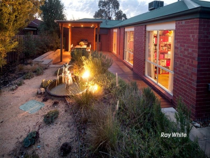 28 Lexton Drive, Langwarrin VIC 3910