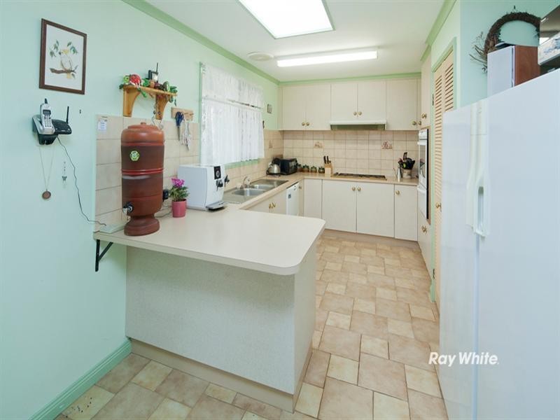 4 Nottingham Avenue, Somerville VIC 3912