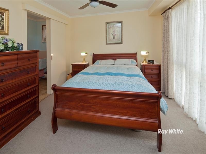 4 Nottingham Avenue, Somerville VIC 3912