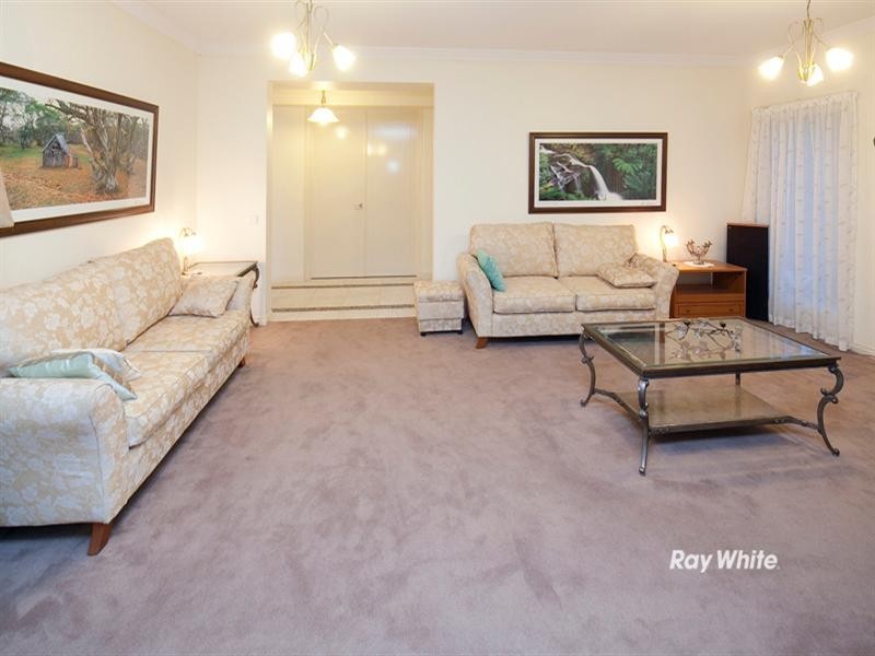 10 Bellbird Court, Langwarrin VIC 3910