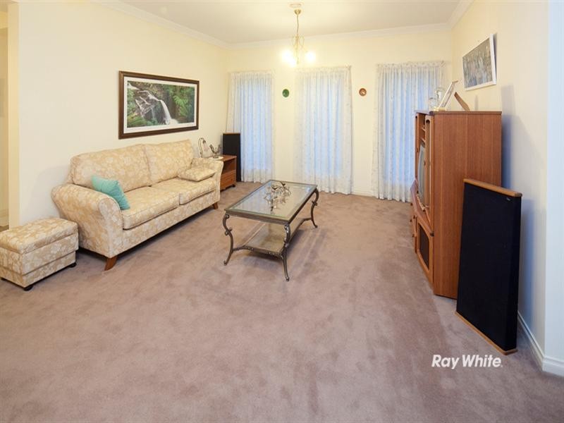 10 Bellbird Court, Langwarrin VIC 3910