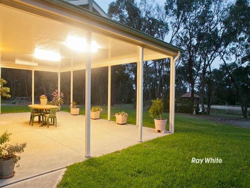 10 Bellbird Court, Langwarrin VIC 3910