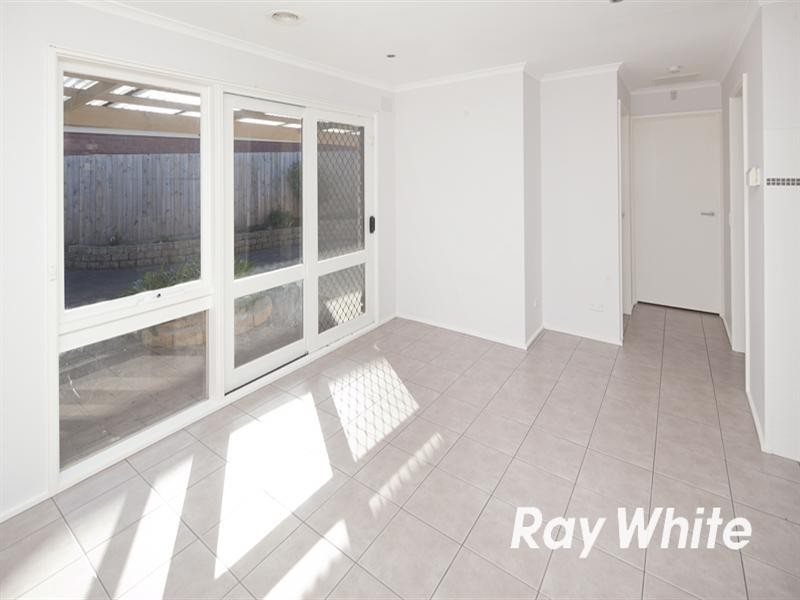 12 Poplar Grove, Langwarrin VIC 3910