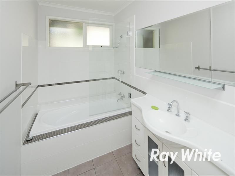 12 Poplar Grove, Langwarrin VIC 3910