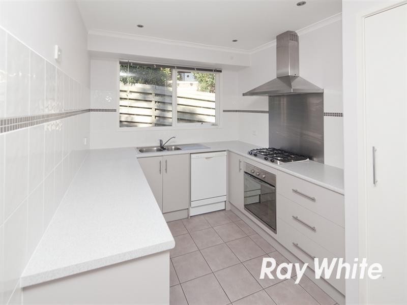 12 Poplar Grove, Langwarrin VIC 3910