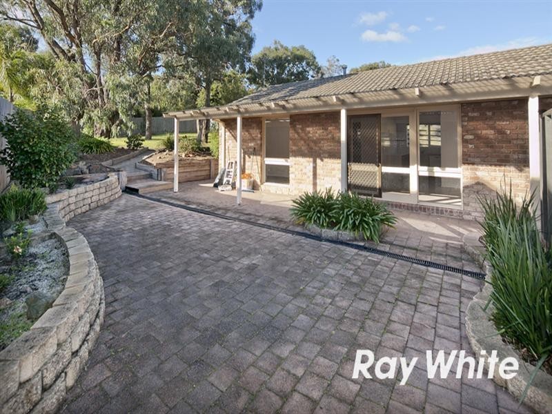 12 Poplar Grove, Langwarrin VIC 3910