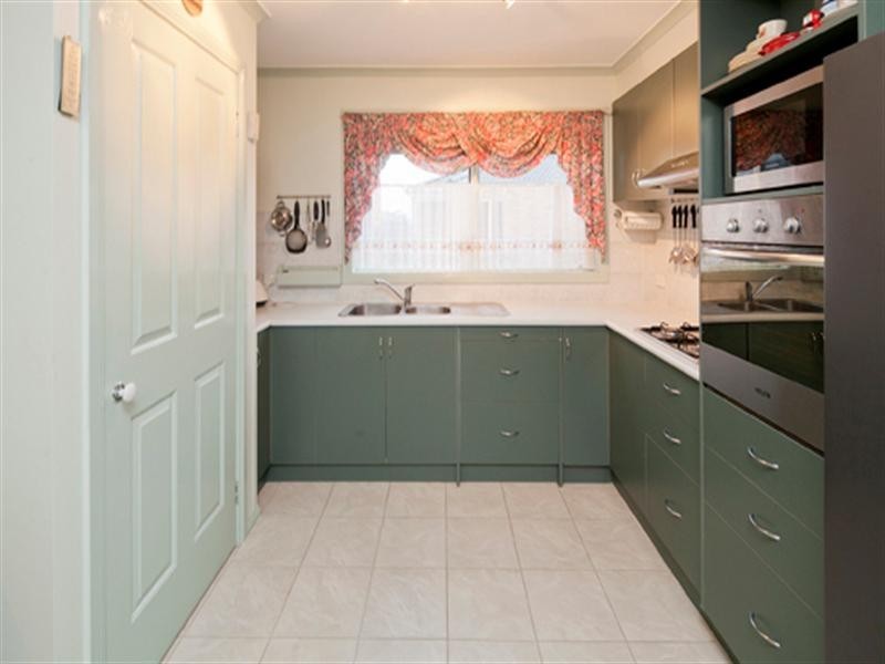 4/4 Lavender Lane, Baxter VIC 3911