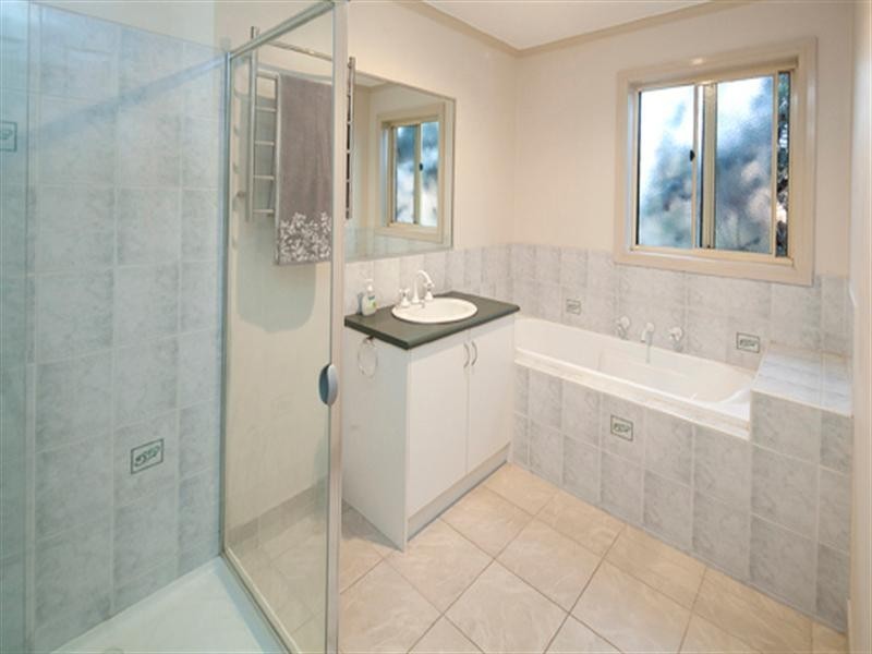 4/4 Lavender Lane, Baxter VIC 3911