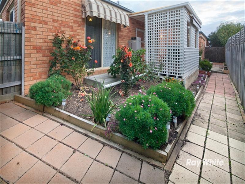 4/4 Lavender Lane, Baxter VIC 3911