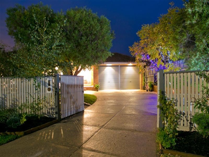 7 Waralong Court, Langwarrin VIC 3910