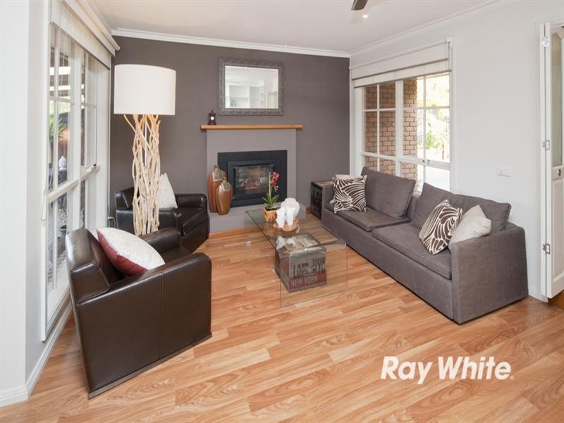 7 Waralong Court, Langwarrin VIC 3910