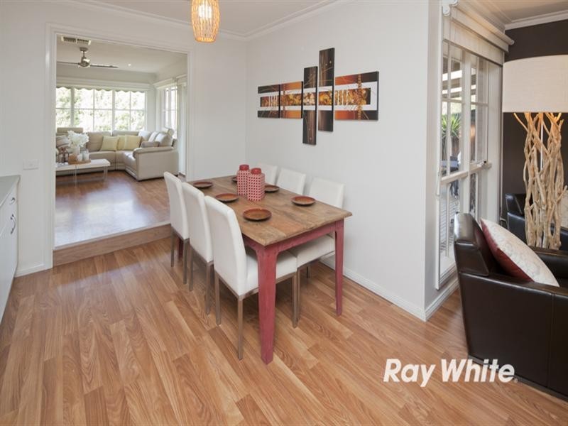 7 Waralong Court, Langwarrin VIC 3910