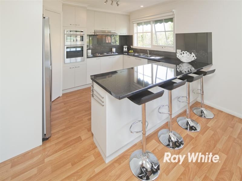 7 Waralong Court, Langwarrin VIC 3910