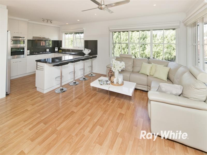 7 Waralong Court, Langwarrin VIC 3910