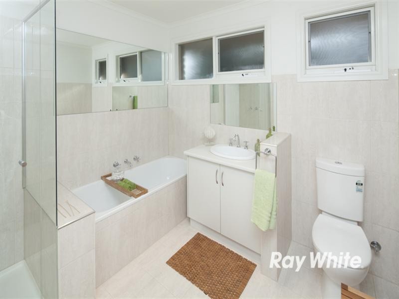 7 Waralong Court, Langwarrin VIC 3910