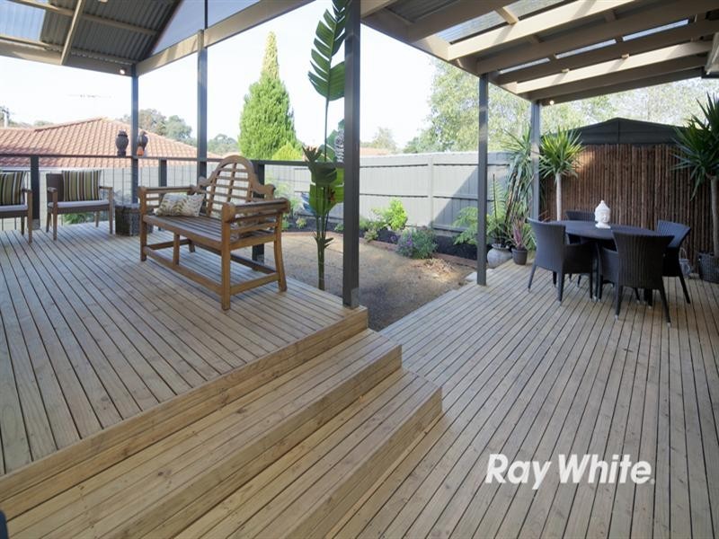 7 Waralong Court, Langwarrin VIC 3910