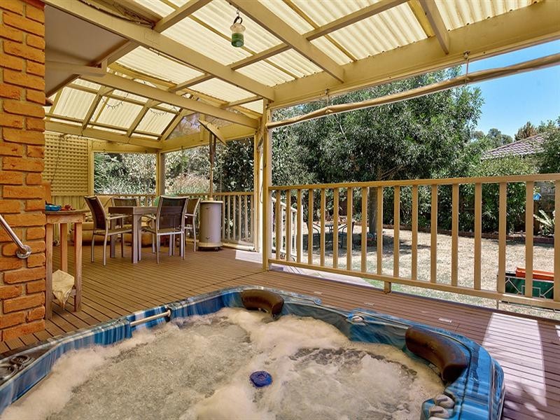 12 Willowdene Close, Somerville VIC 3912