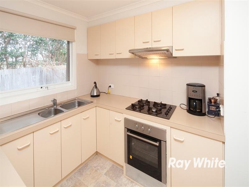 2/21 Micheala Court, Langwarrin VIC 3910