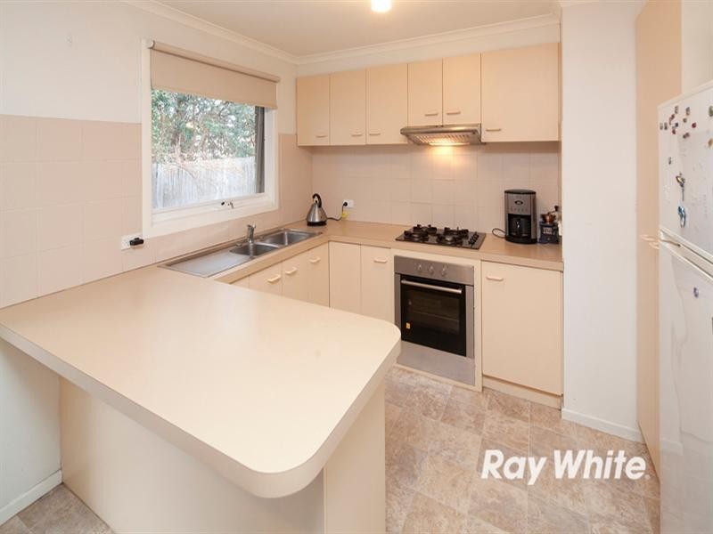 2/21 Micheala Court, Langwarrin VIC 3910