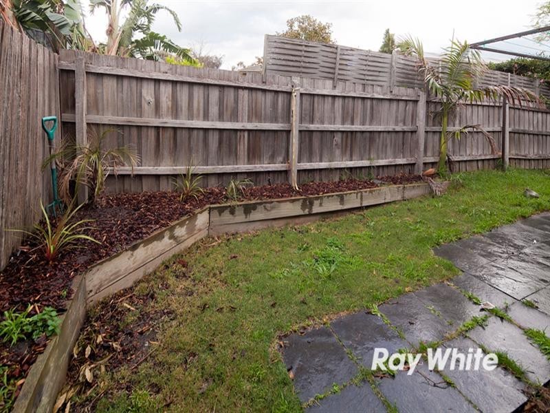 2/21 Micheala Court, Langwarrin VIC 3910